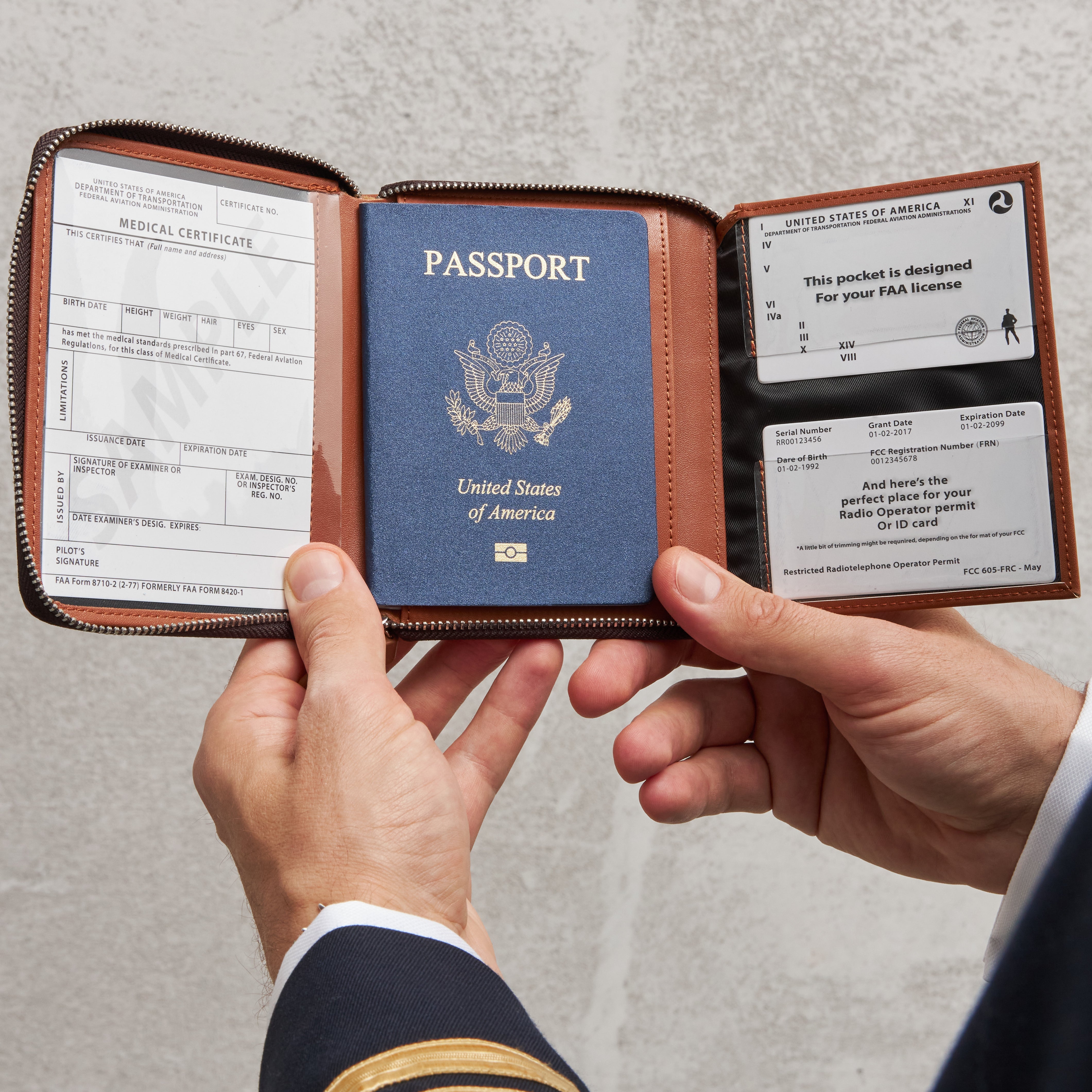Pilot Document Holder V2 by Flevel - aviation product photo 13