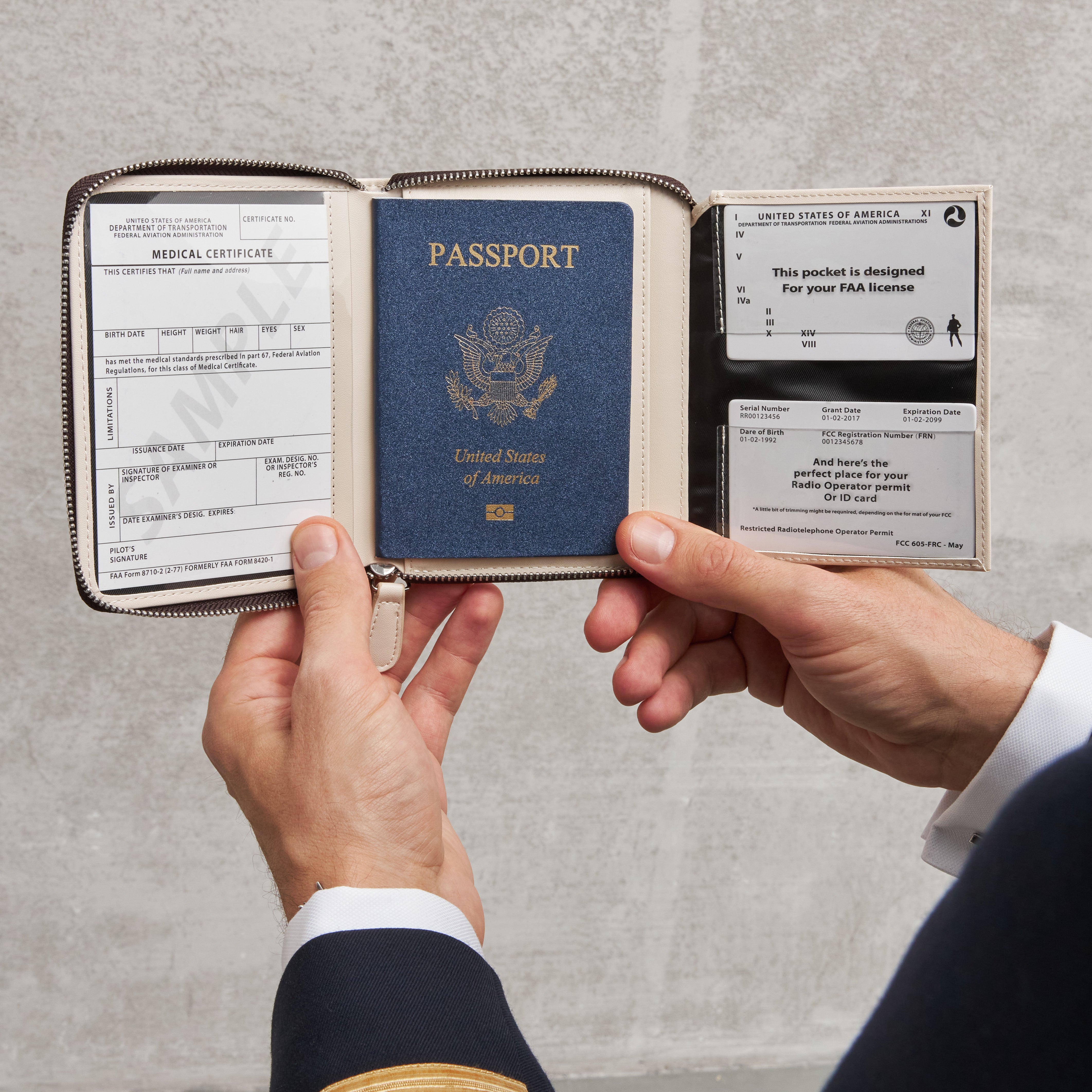 Pilot Document Holder V2 by Flevel - aviation product photo 21