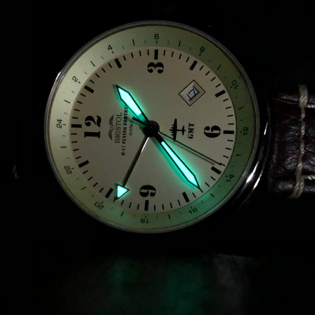 B-17 Tribute Watch - Classic Aviator Design | Polished Stainless Steel, Beige Dial