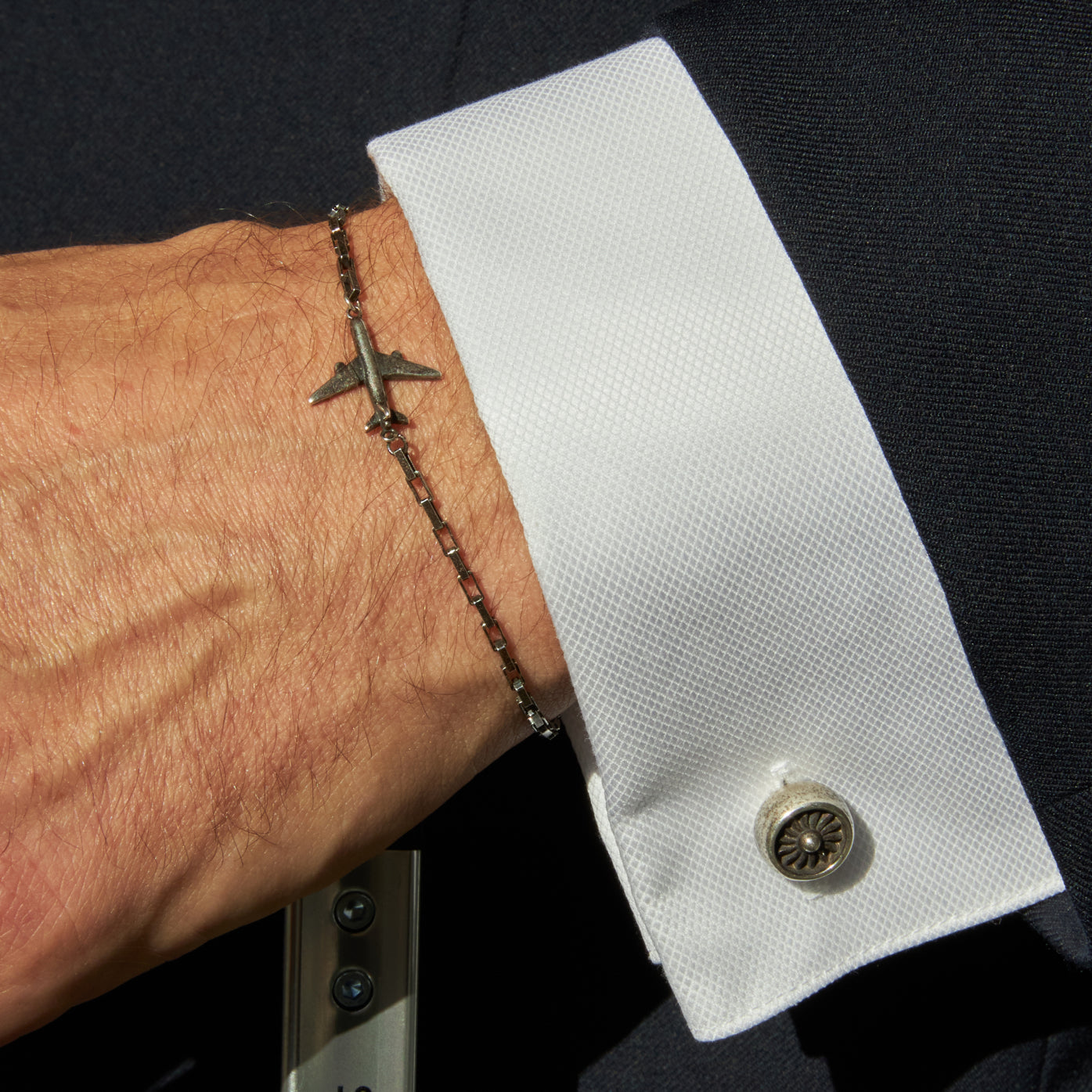 AV8 Cufflinks (Oxidized) by Flevel - aviation product photo 6