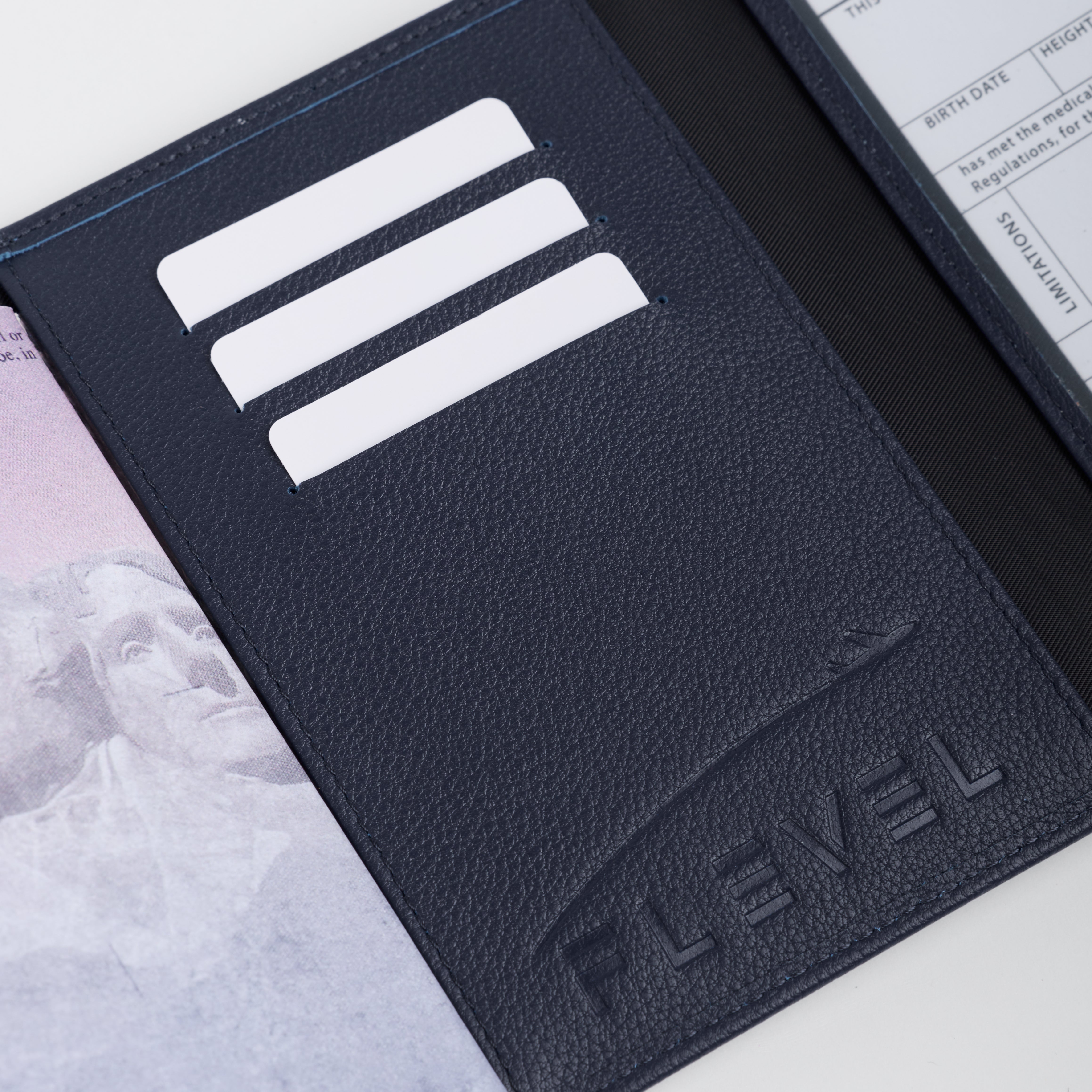 Pilot Document Holder V3 by Flevel - aviation product photo 16