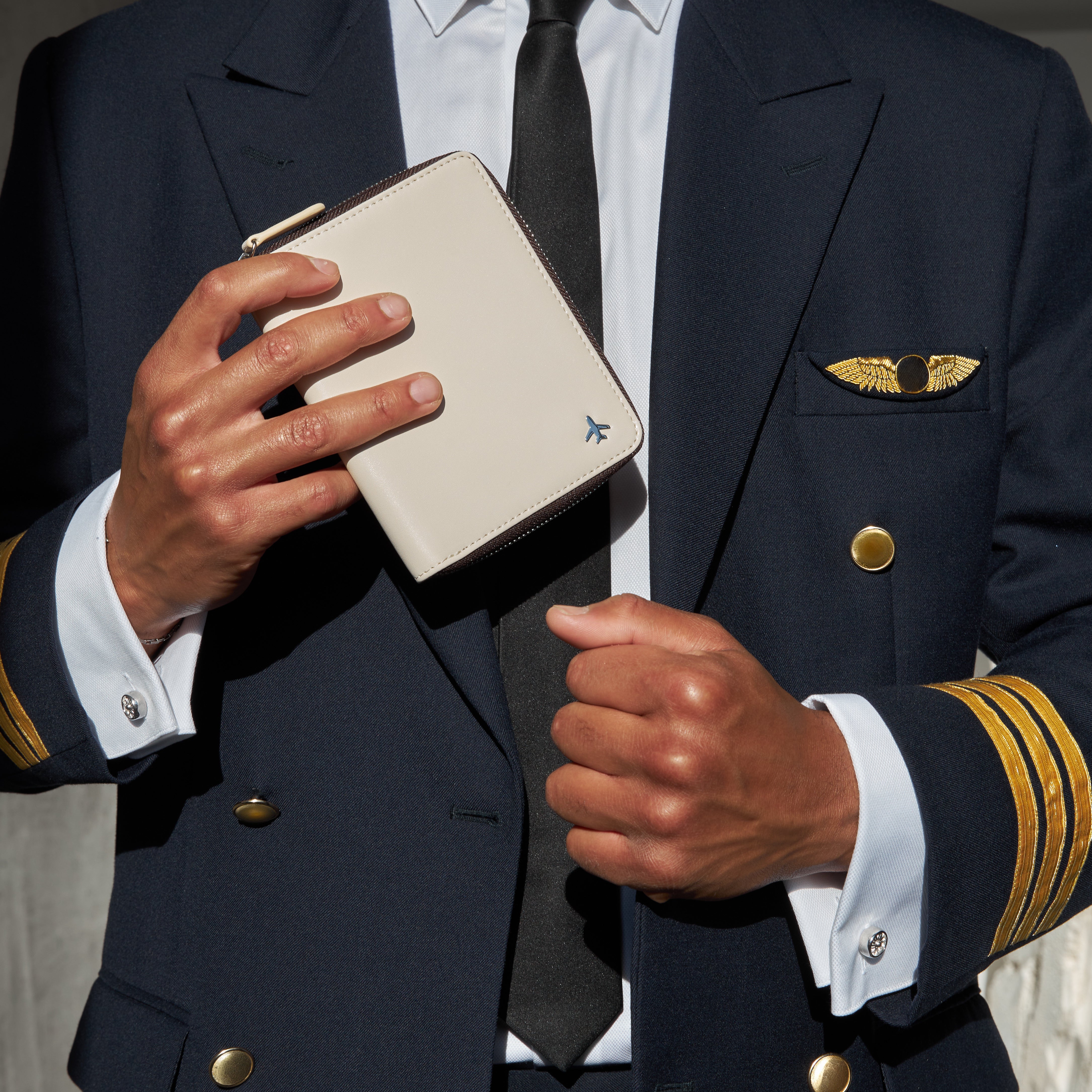 Pilot Document Holder V2 by Flevel - aviation product photo 20