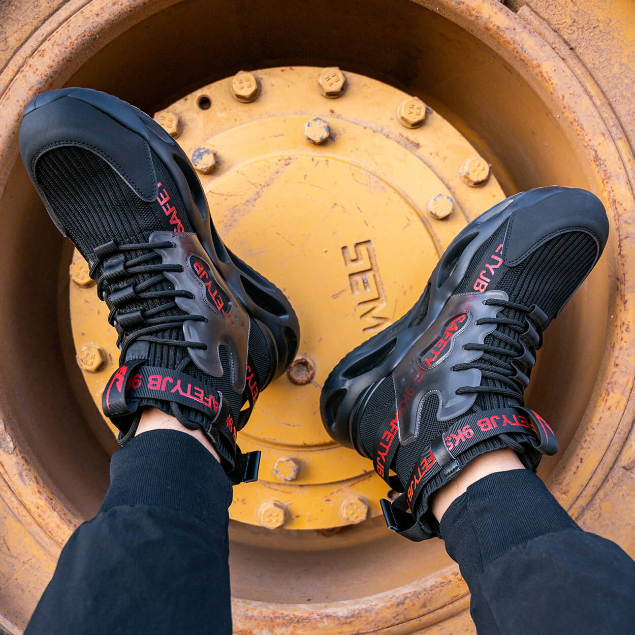 Maven Comfortable Steel Toe Work Shoes