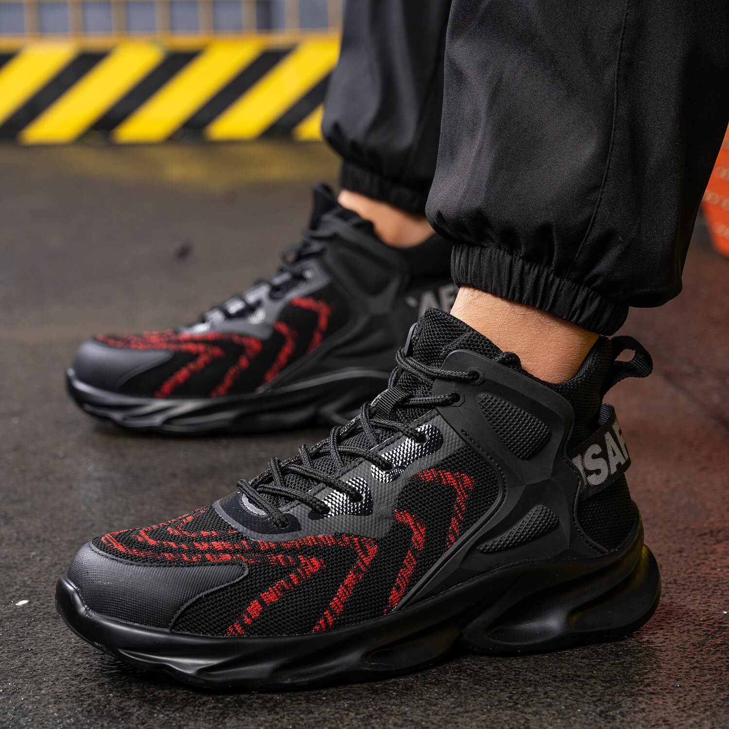 Maven Composite Toe Comfortable Work Shoes