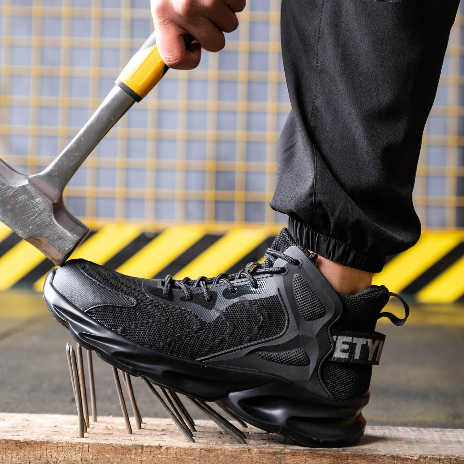 Maven Composite Toe Comfortable Work Shoes