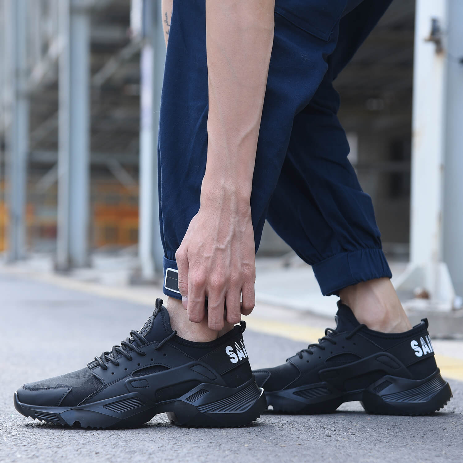 Maven Steel Toe Lightweight Work Sneakers