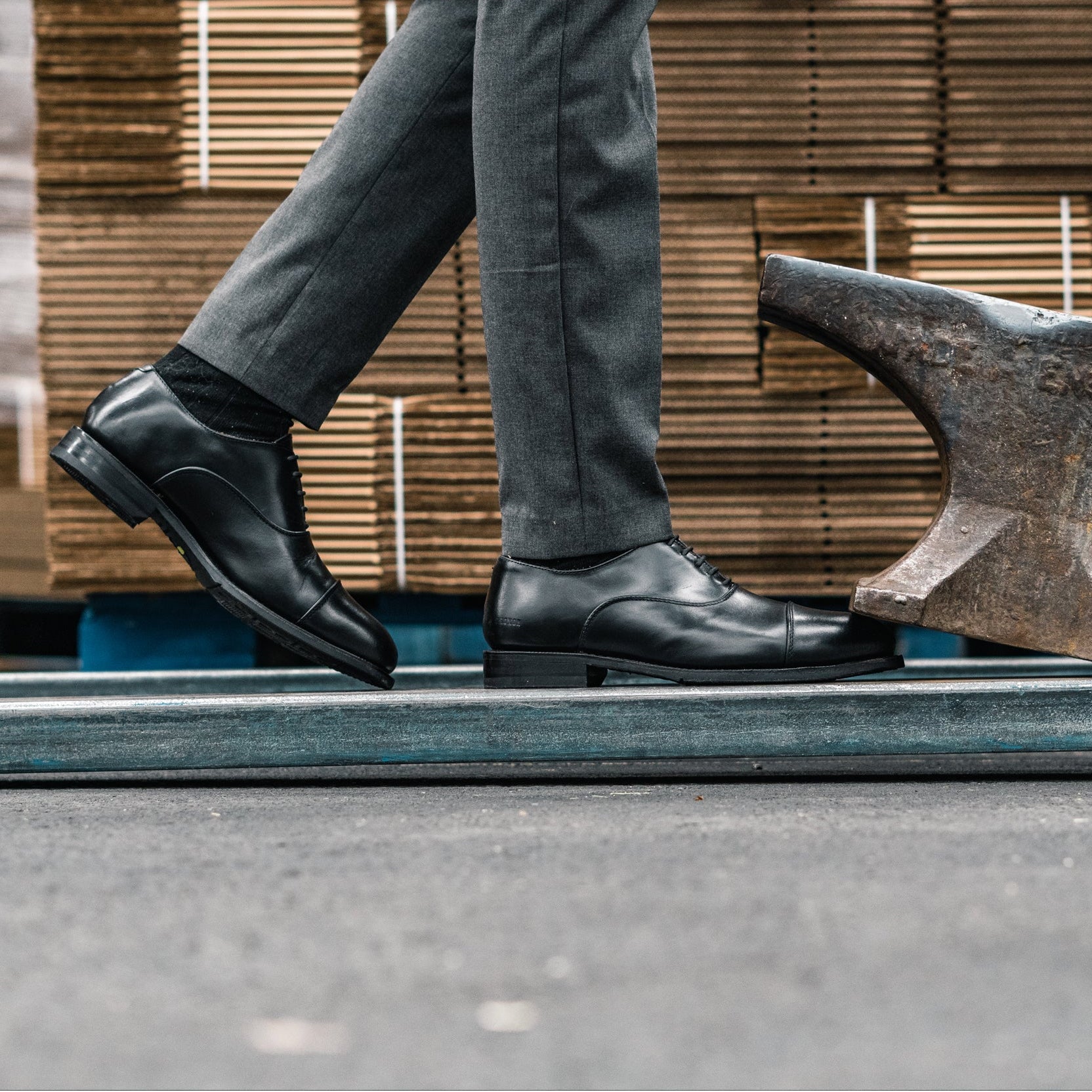 STEEL TOE EXECUTIVE SHOE CEO BLACK