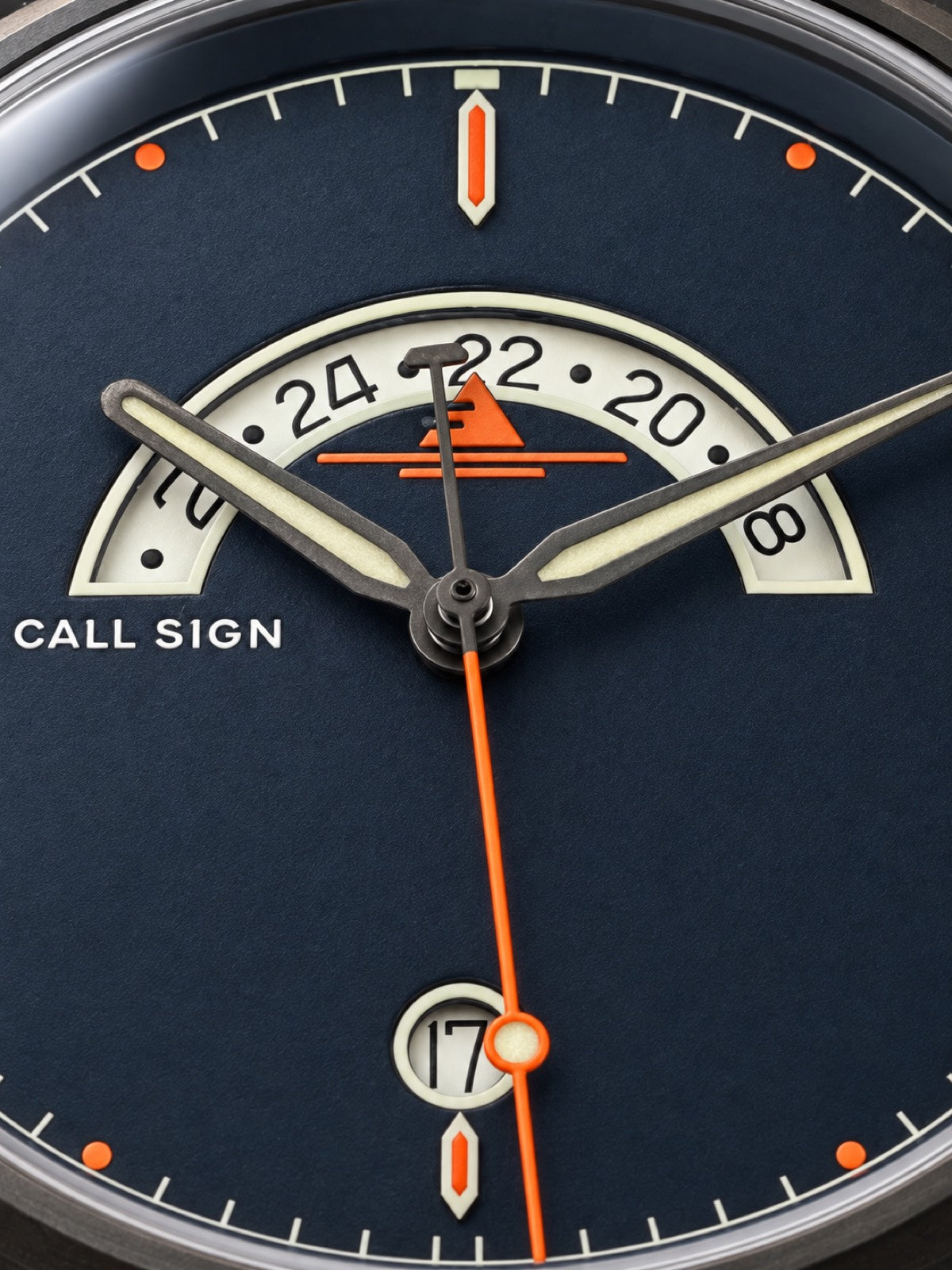 Discovery Classic 38mm GMT