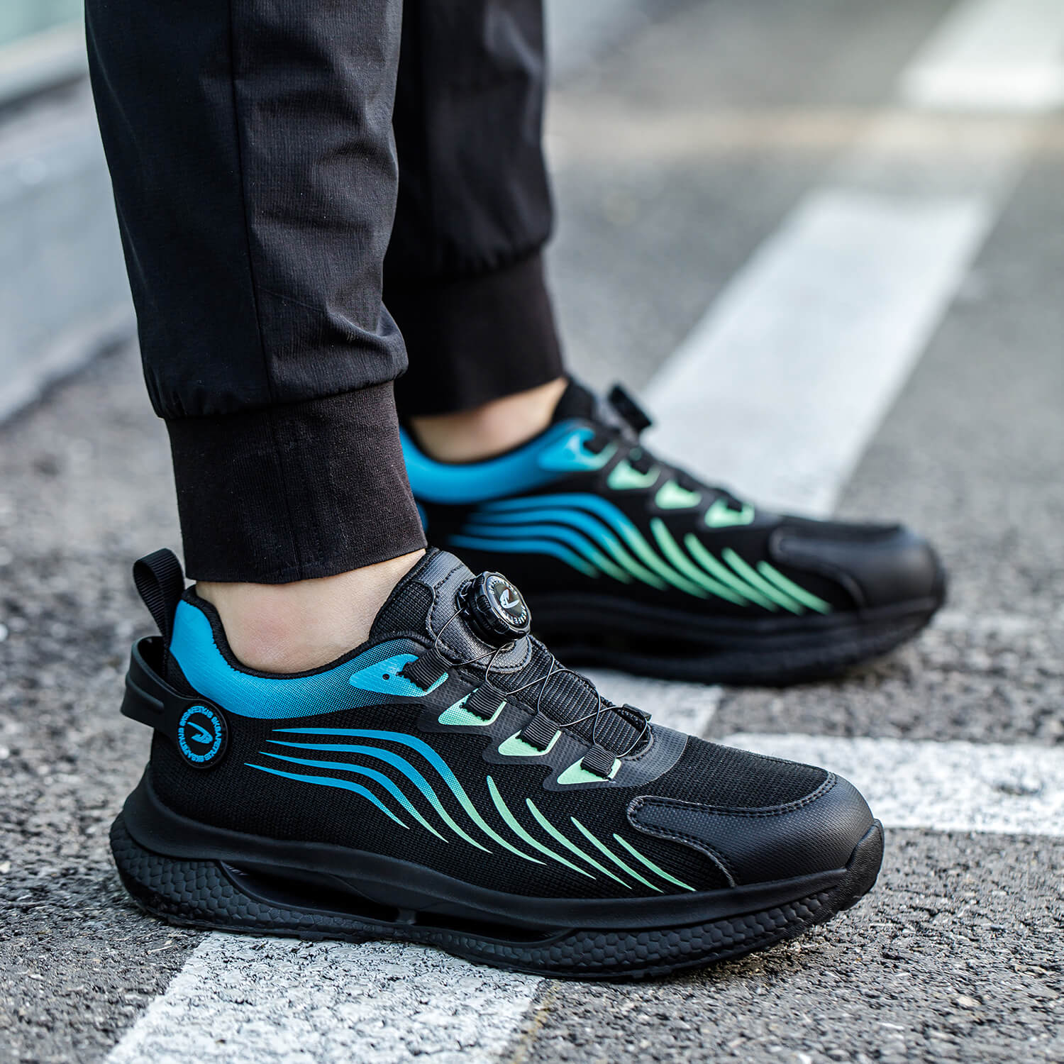 Maven Knob Lacing Steel Toe Work Sneakers