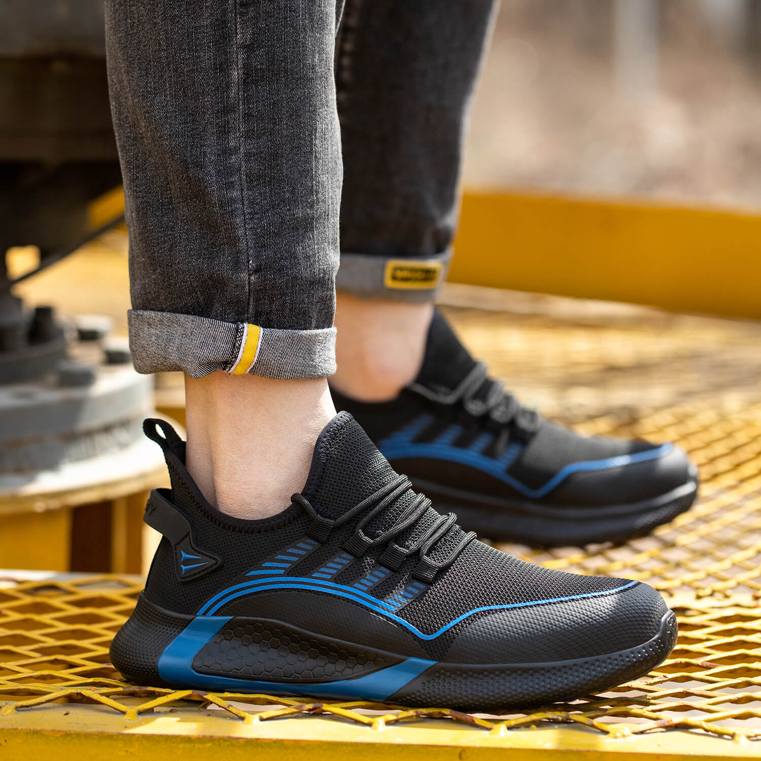 Maven Steel Toe Comfortable Safety Sneakers