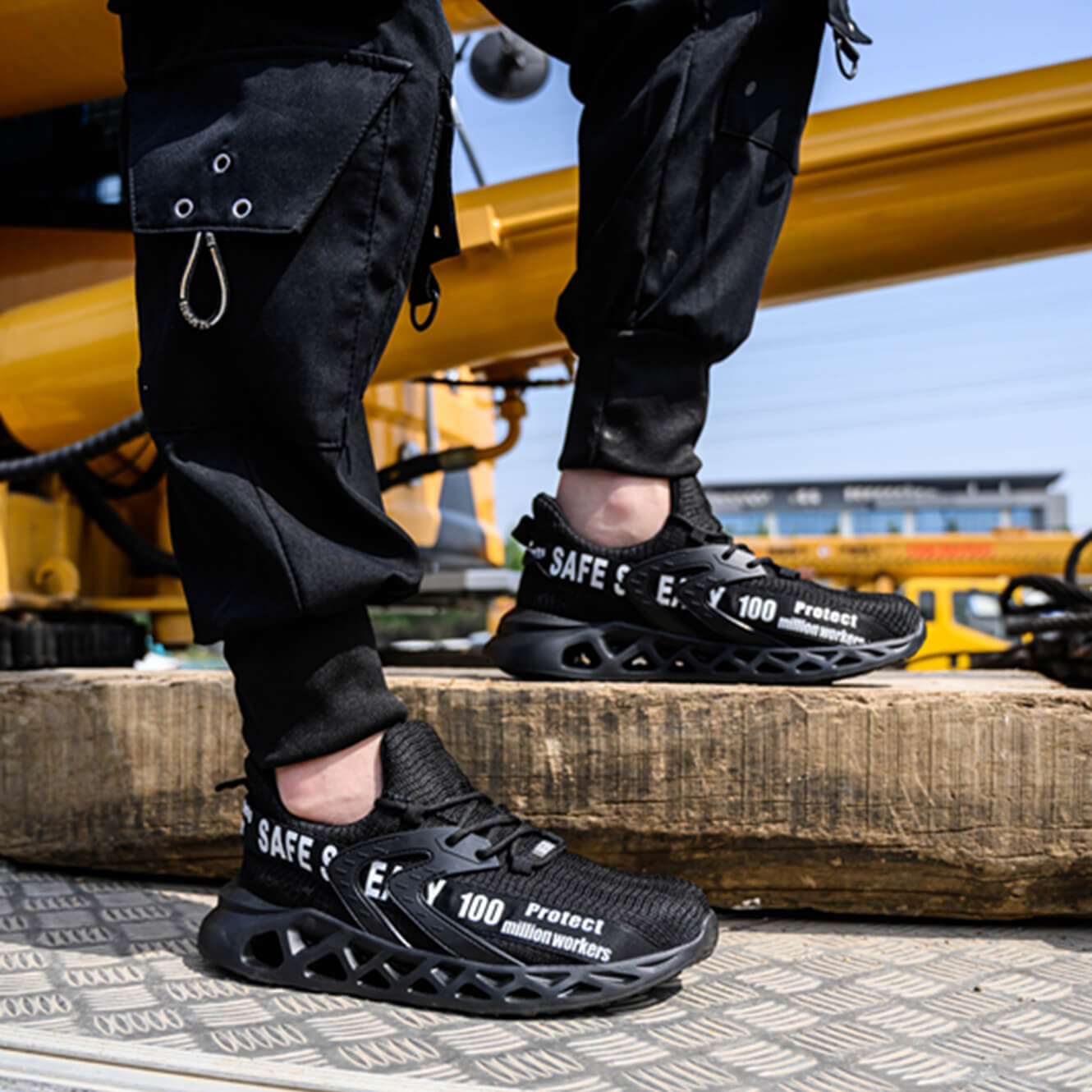 Maven Steel Toe Stylish Work Sneakers