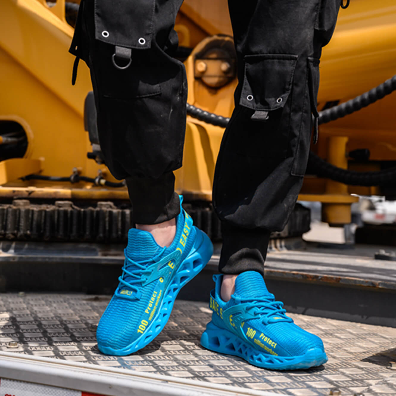 Maven Steel Toe Stylish Work Sneakers